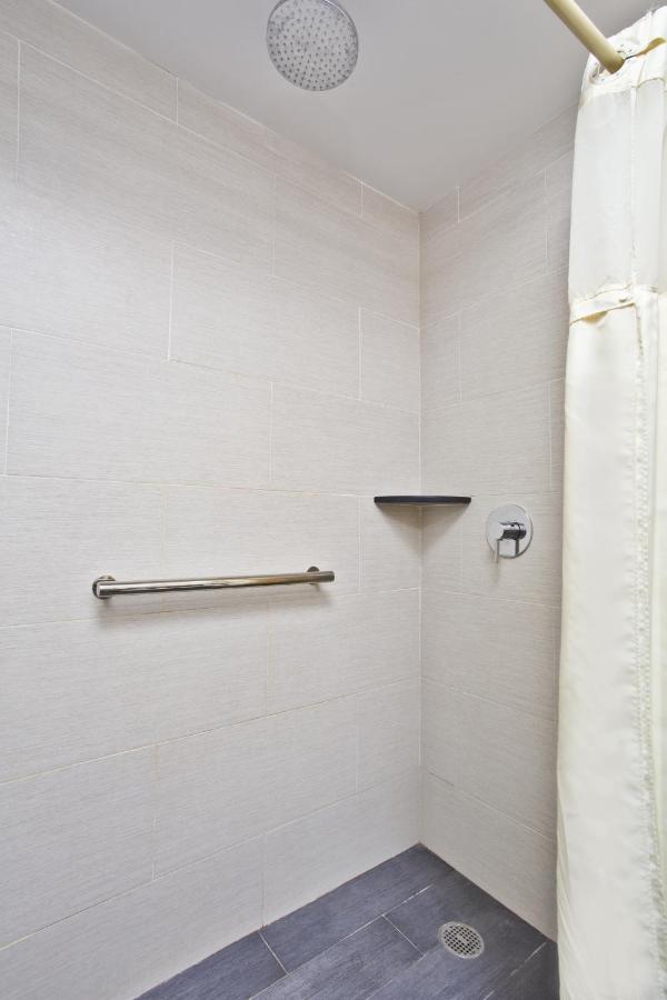 Commack Inn 4* Commack