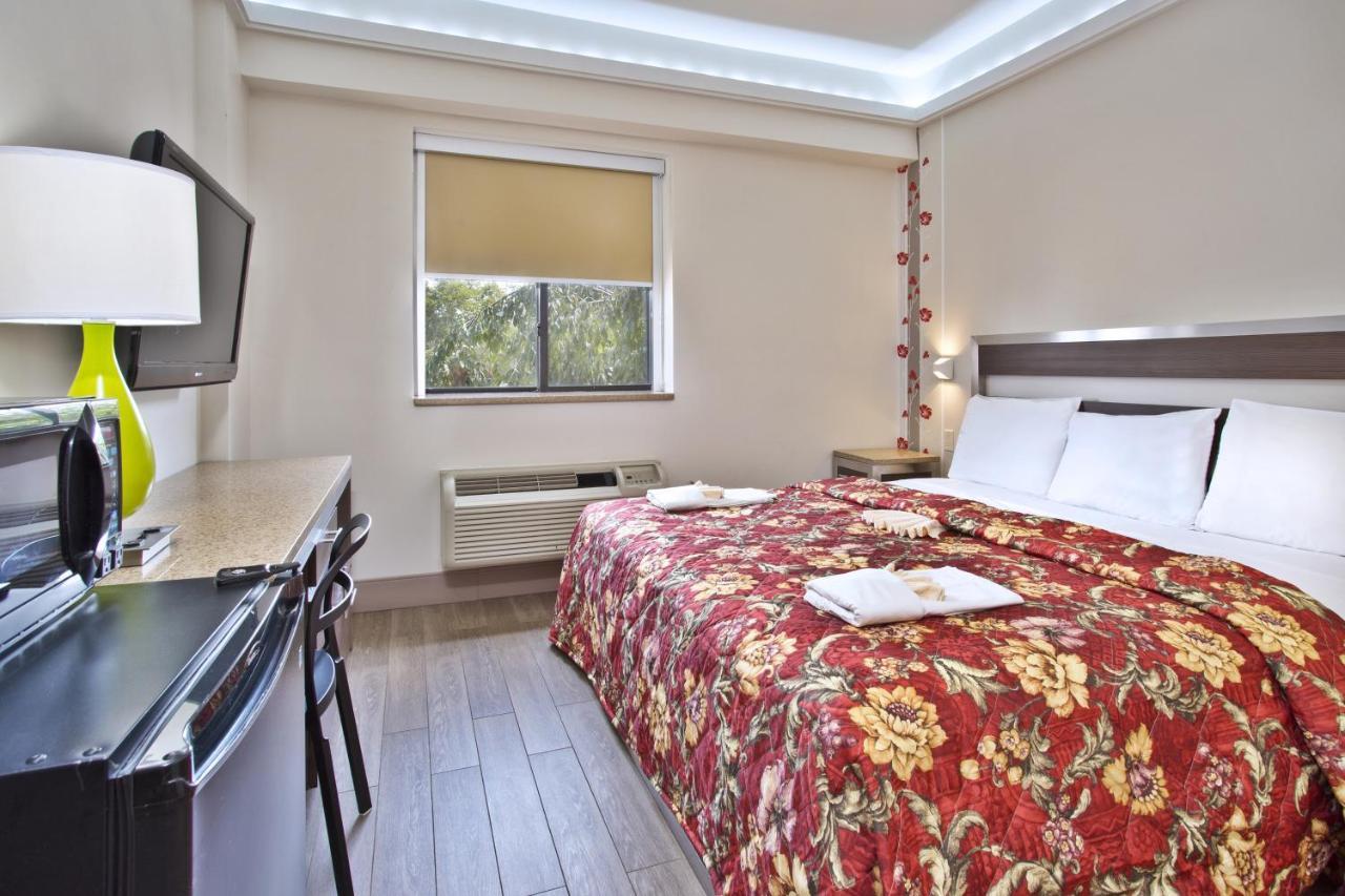 Commack Inn 4* Commack