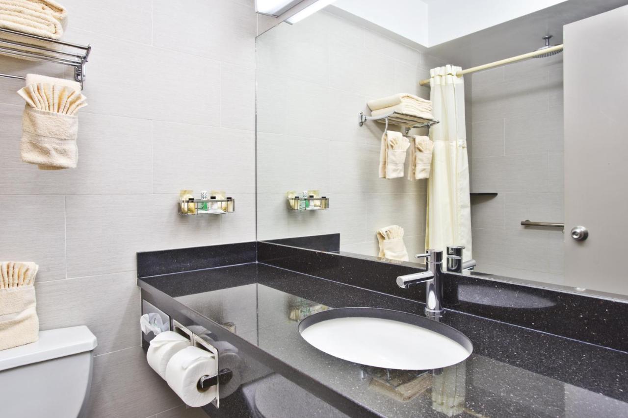 Commack Inn 4* Commack